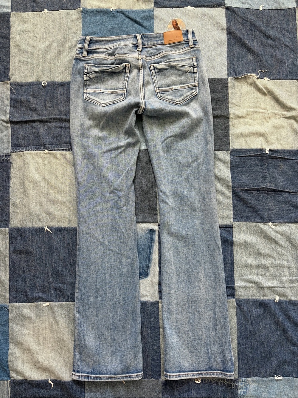 BKE Low Rise Bootcut Stella Jeans Faded Denim Slim Fit Tailored Bootcut 29x33 - Picture 2 of 10